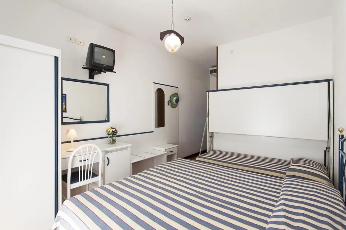 Riviera ROOM_EXAMPLE