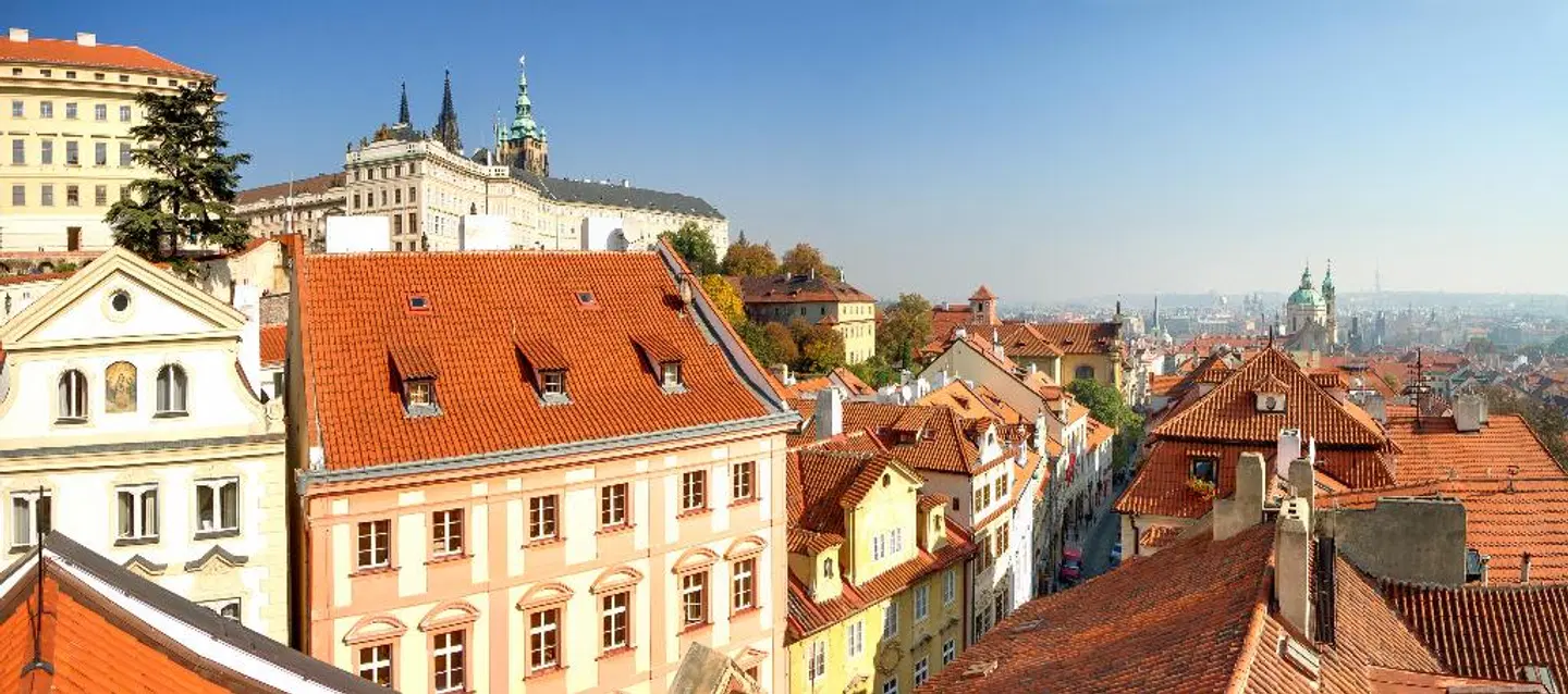 Red Lion Hotel EXTERIOR