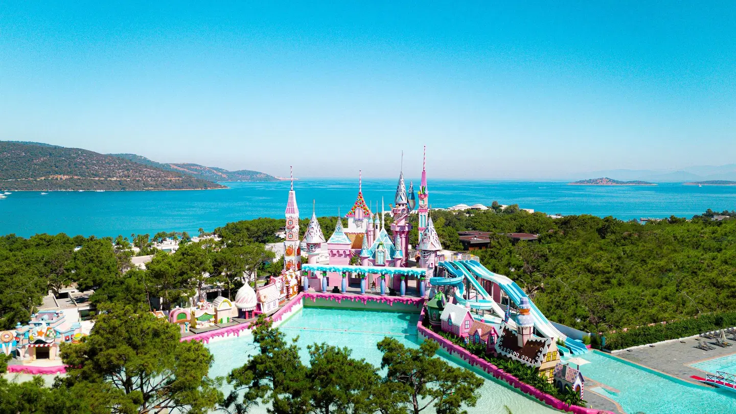 Vogue Hotel Supreme Bodrum OUTDOOR_POOL