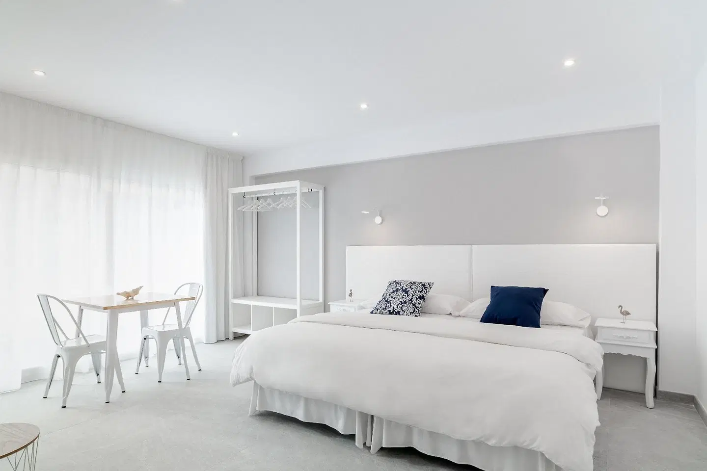 Inner Kompas Studios ROOM_EXAMPLE