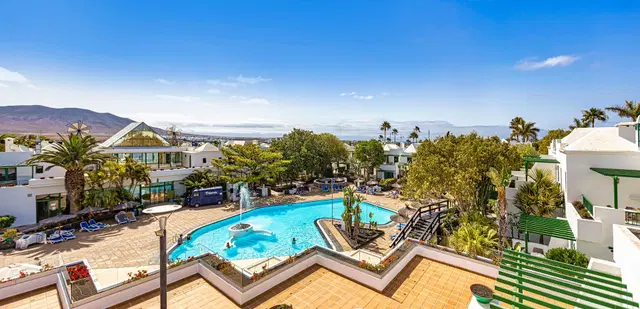 THB Royal OUTDOOR_POOL