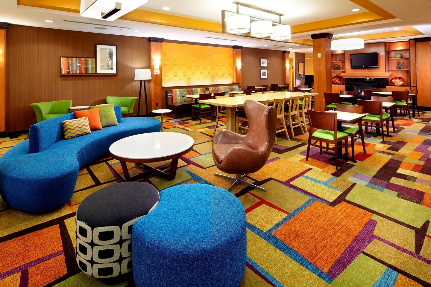Fairfield Inn & Suites by Marriott Pittsburgh Neville Island Bar
