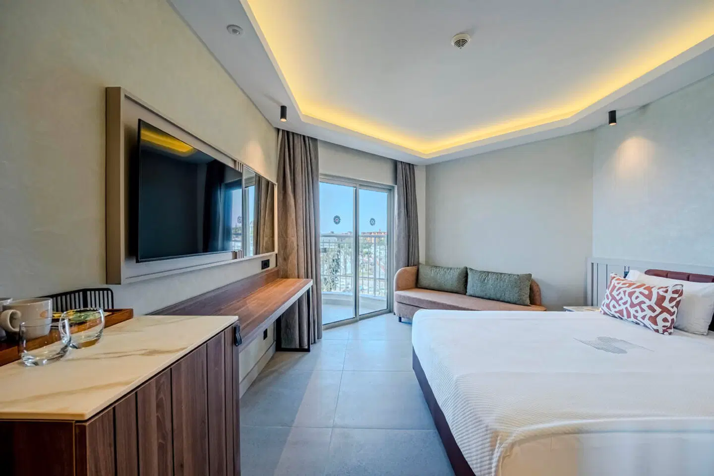 Side Sun ROOM_EXAMPLE