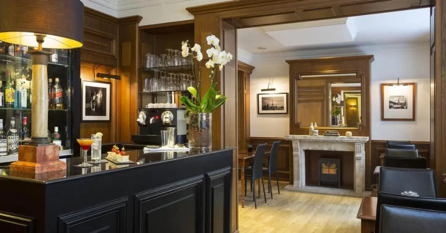 Meliá París Champs Elysées Bar