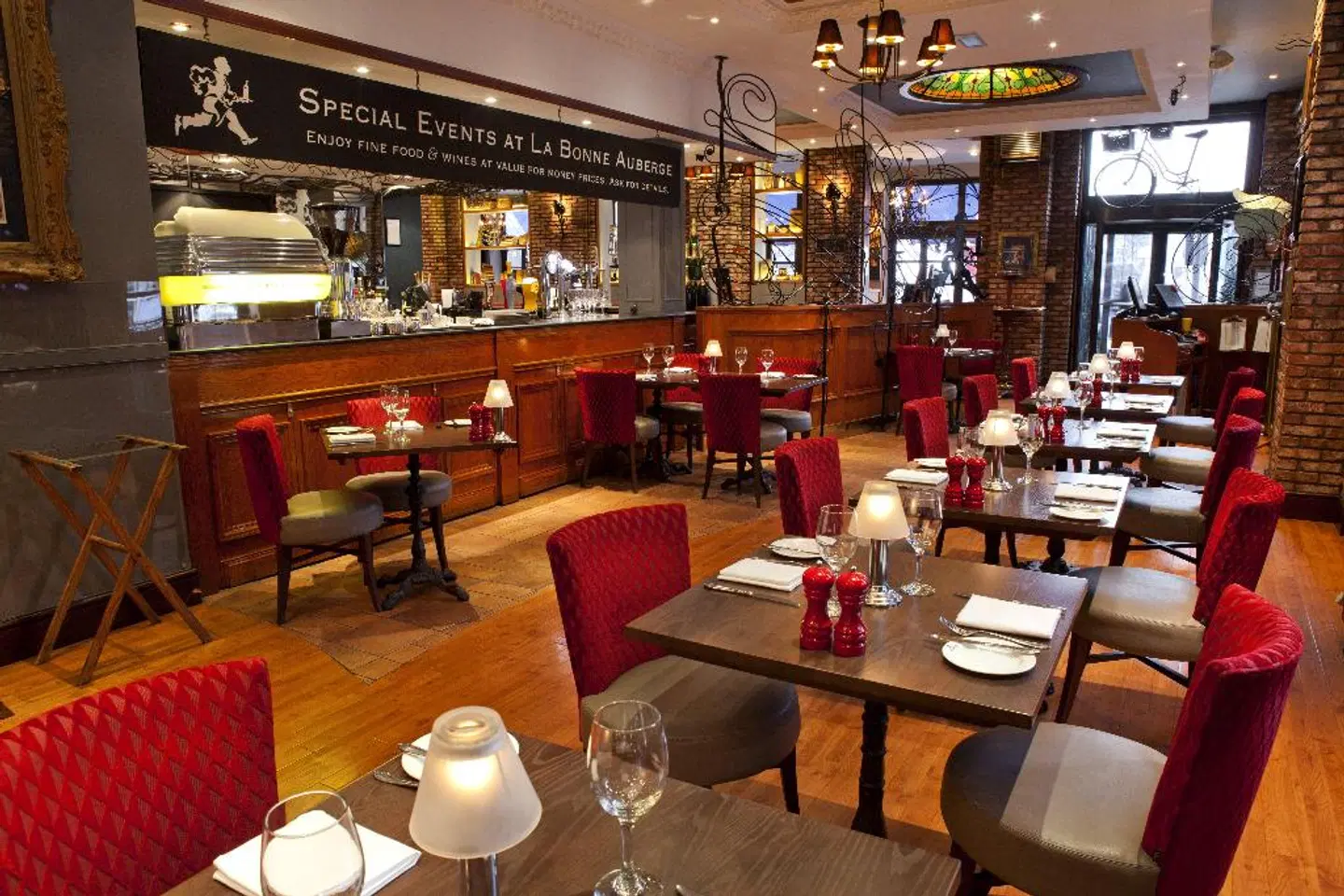 Holiday Inn Glasgow - City Center Theatreland by IHG Bar