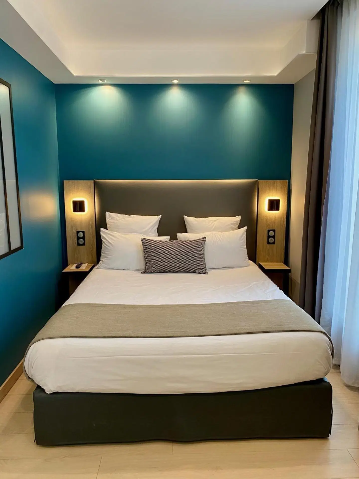 Grand Hotel ROOM_EXAMPLE