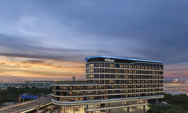 Hilton Shanghai Hongqiao International Airport EXTERIOR