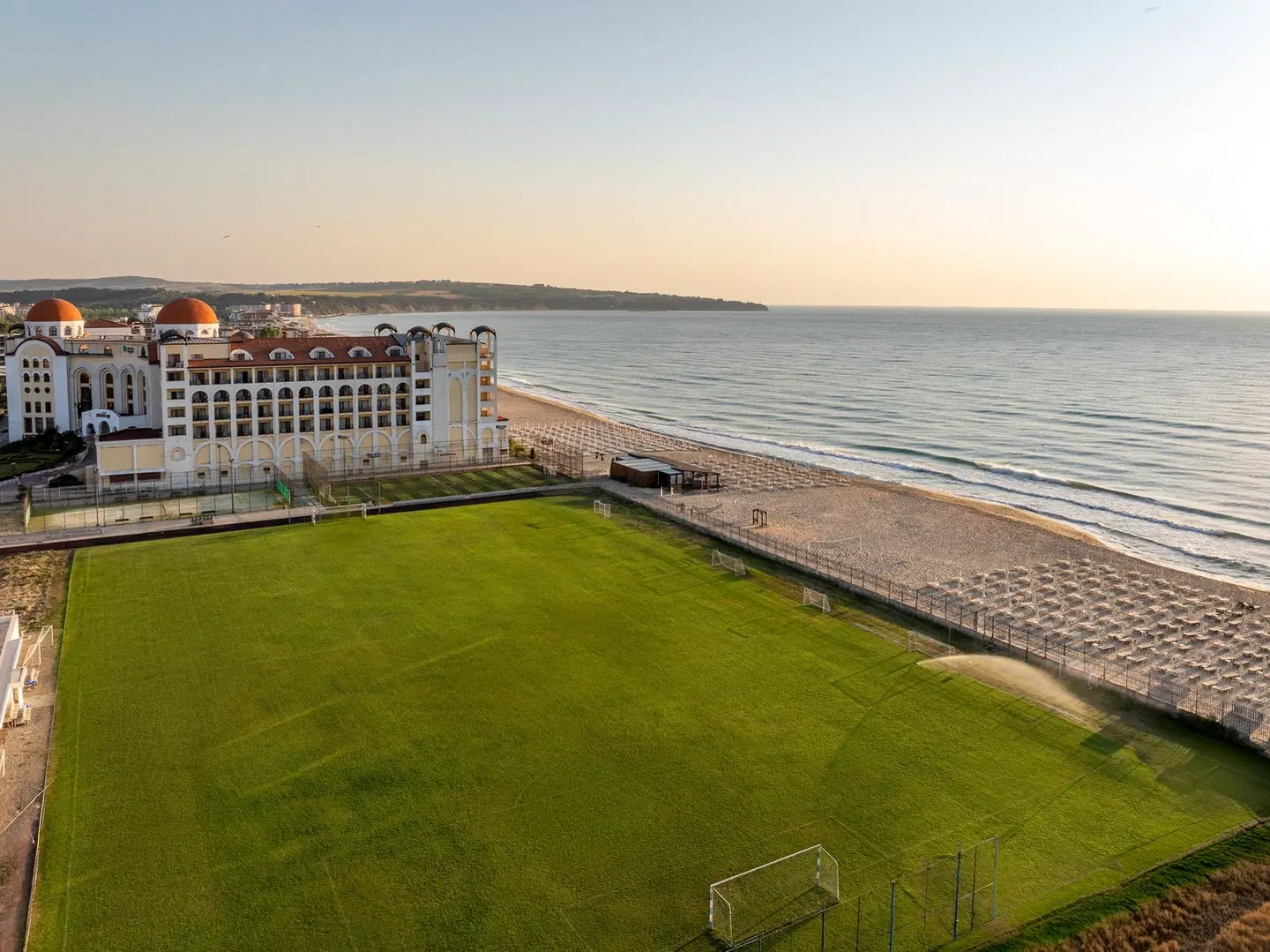 Alua Helios Bay Strand