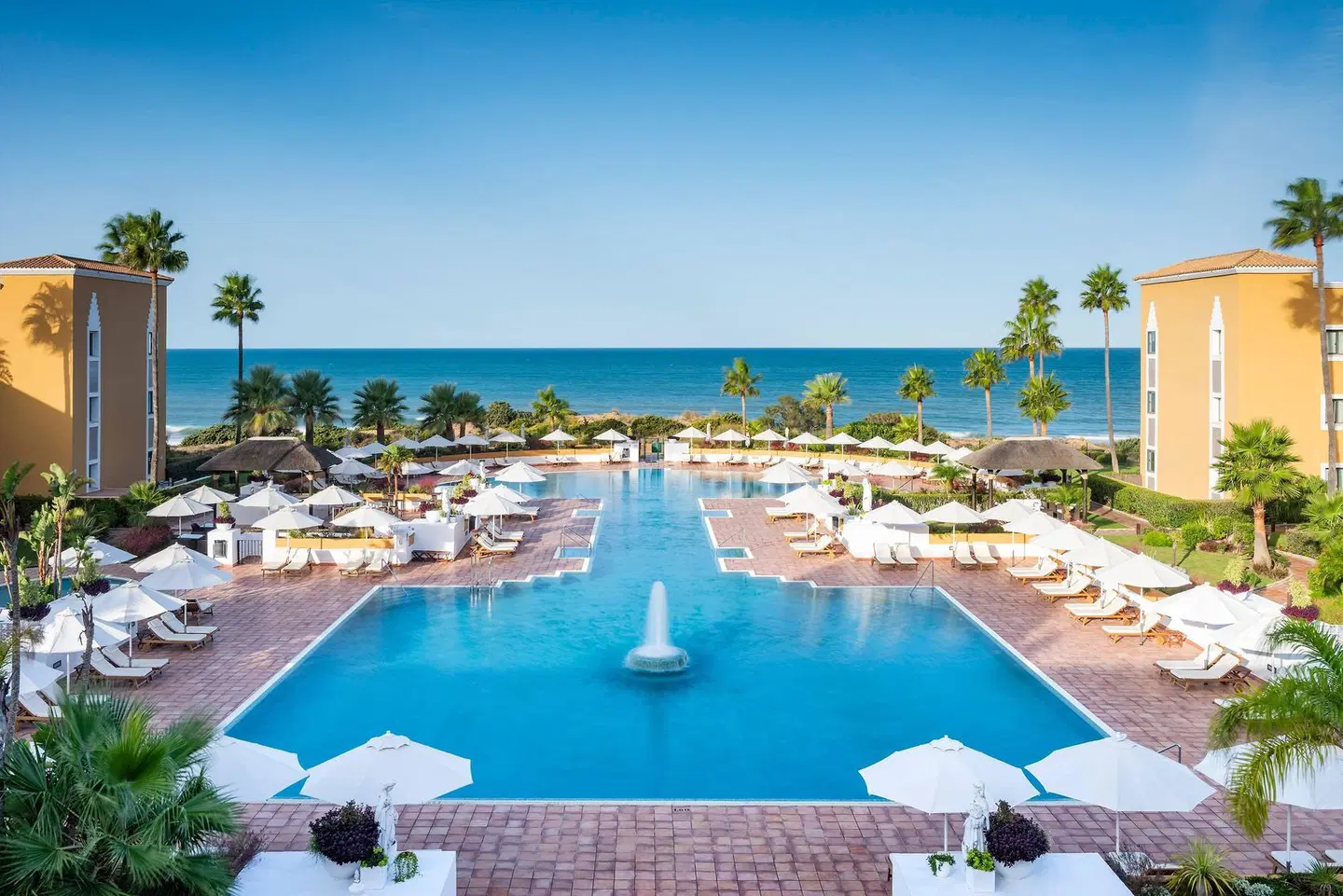 Palacio de Sancti Petri Gran Meliá OUTDOOR_POOL