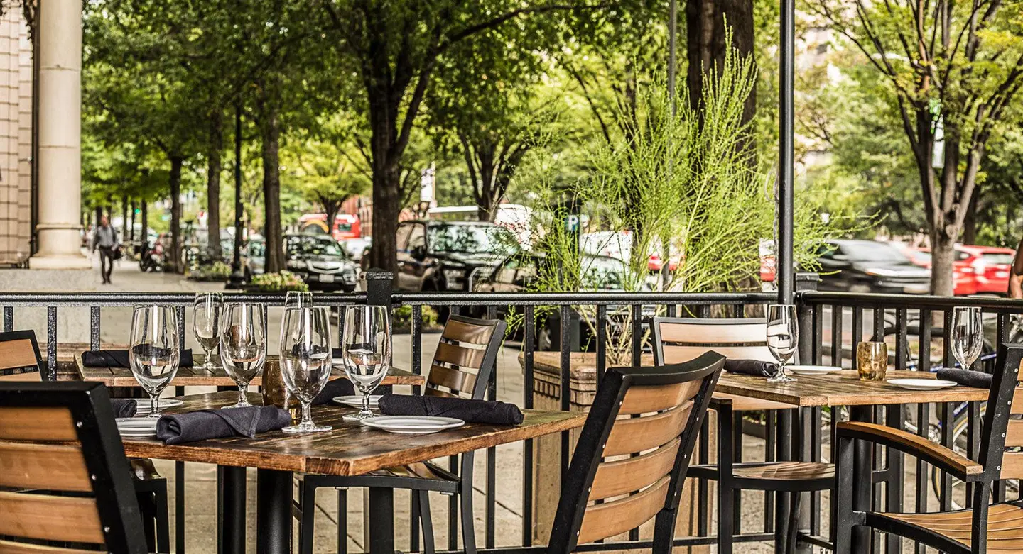 Hamilton Hotel Washington DC Terrasse