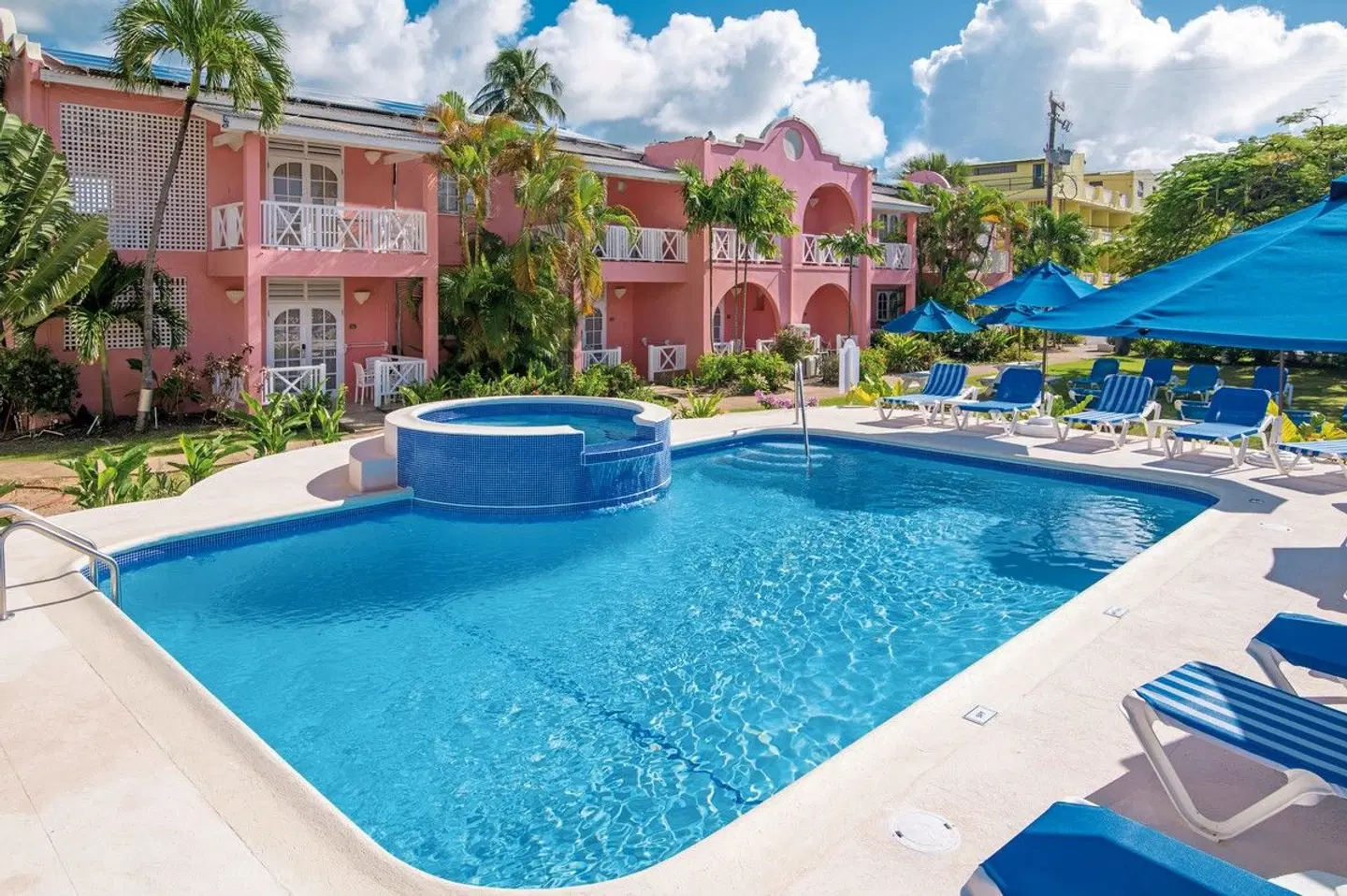 Dover Beach Hotel OUTDOOR_POOL