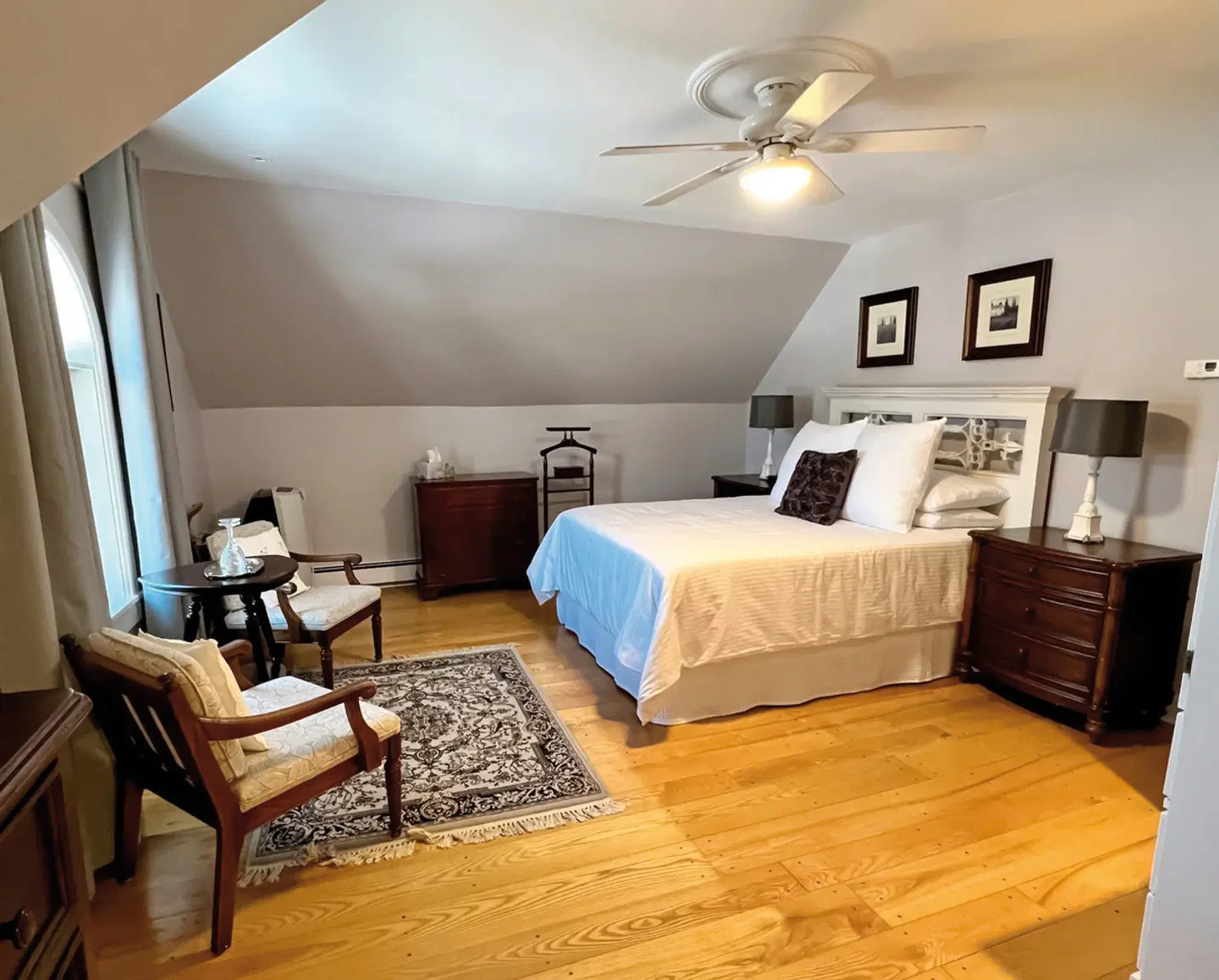 Ashlea House Bed & Breakfast ROOM_EXAMPLE