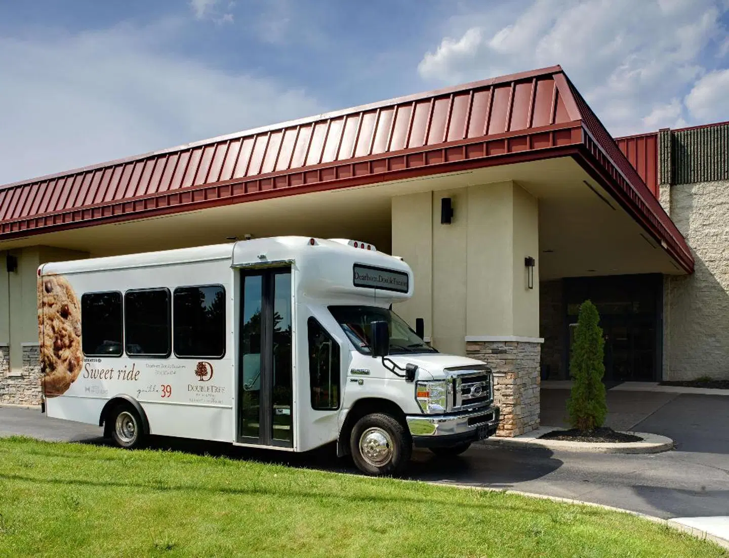 DoubleTree by Hilton Dearborn SPORTS_AND_LEISURE