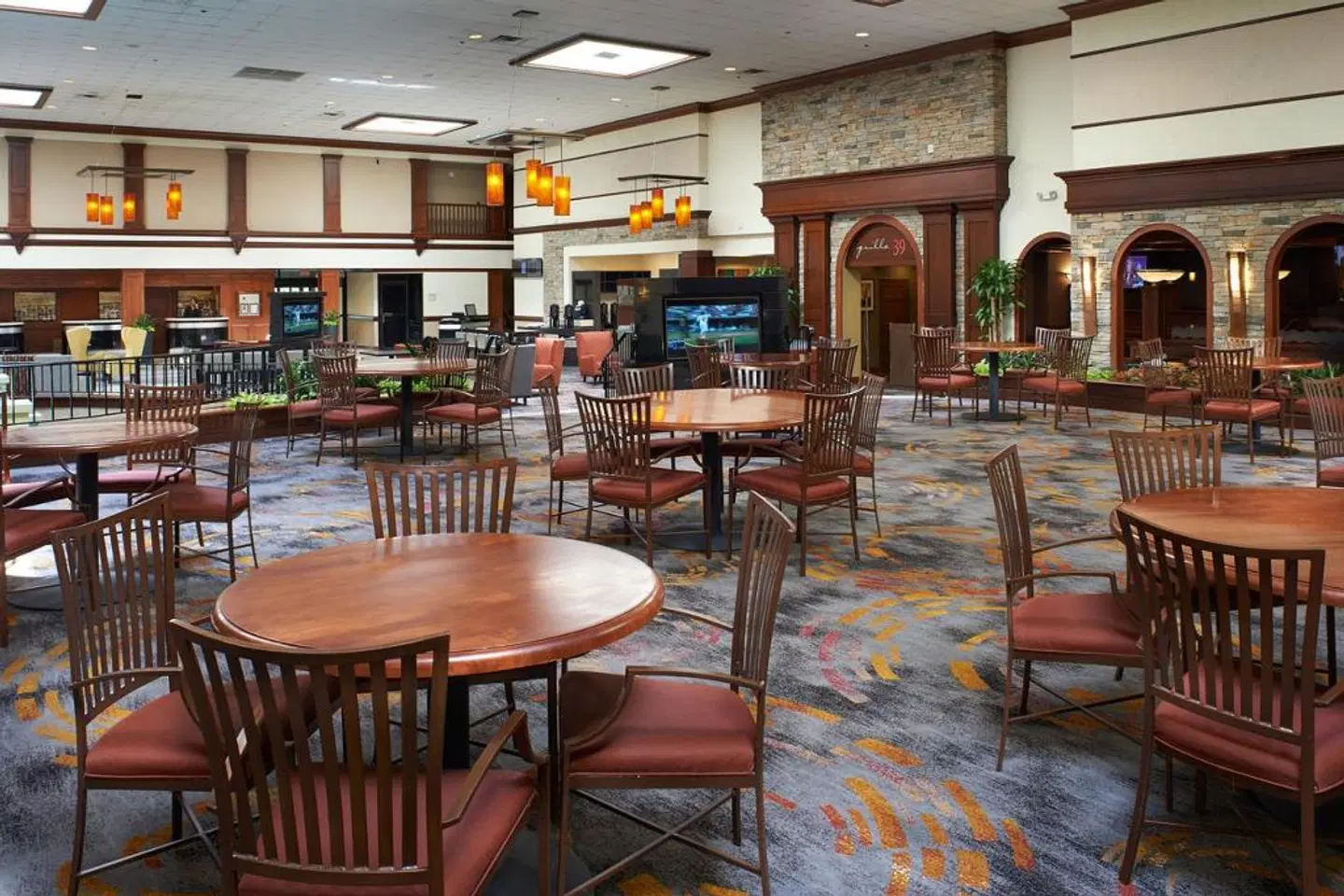 DoubleTree by Hilton Dearborn LOUNGE_LOBBY