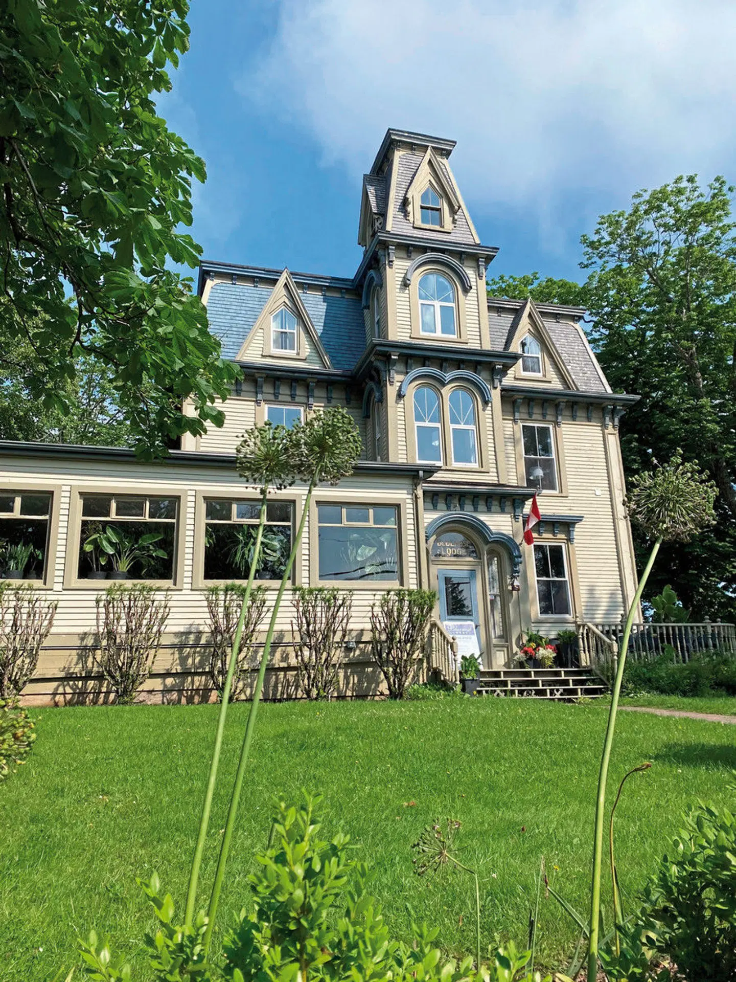 Bluenose Lodge EXTERIOR