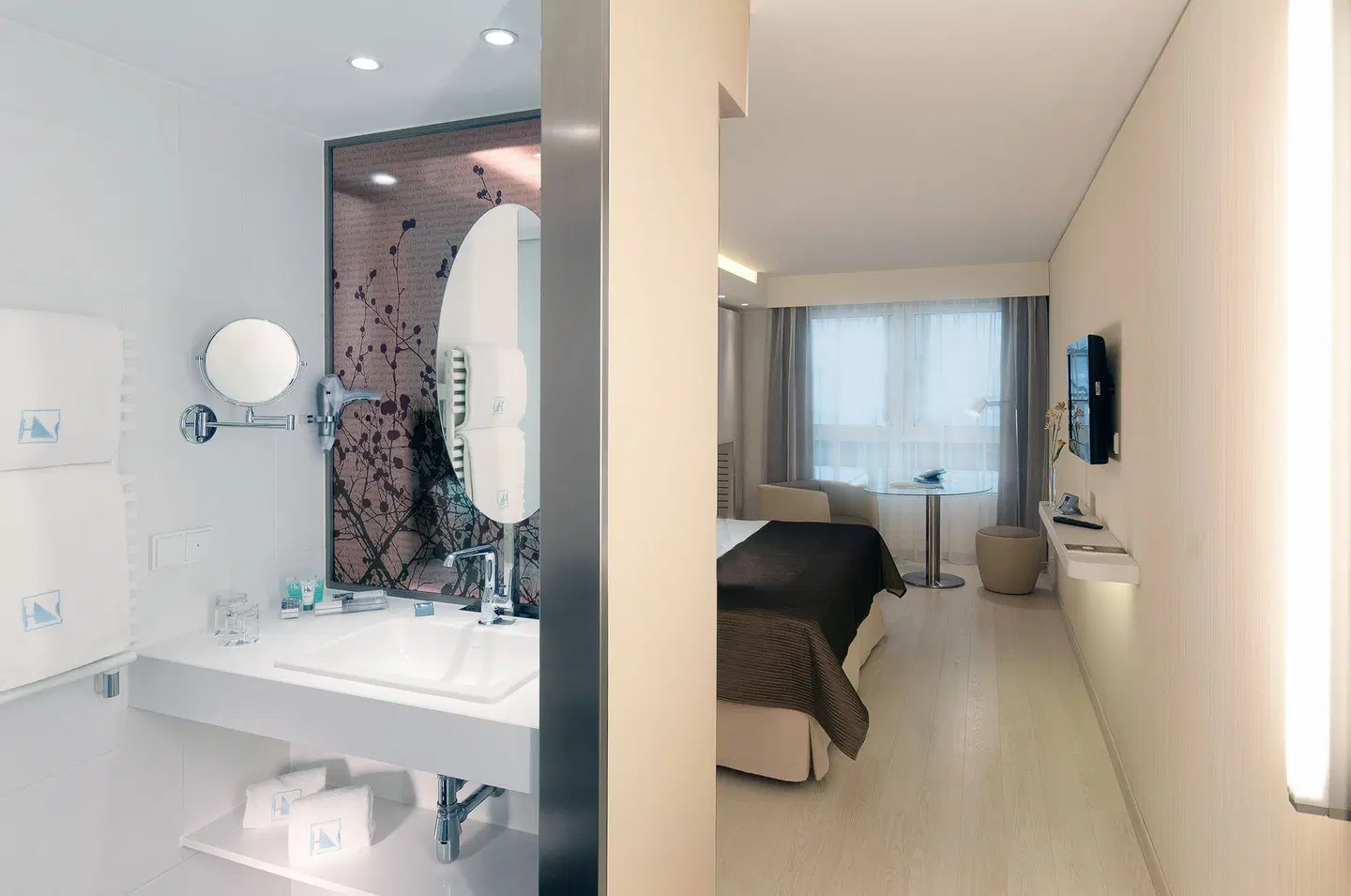 Eurostars Book ROOM_EXAMPLE