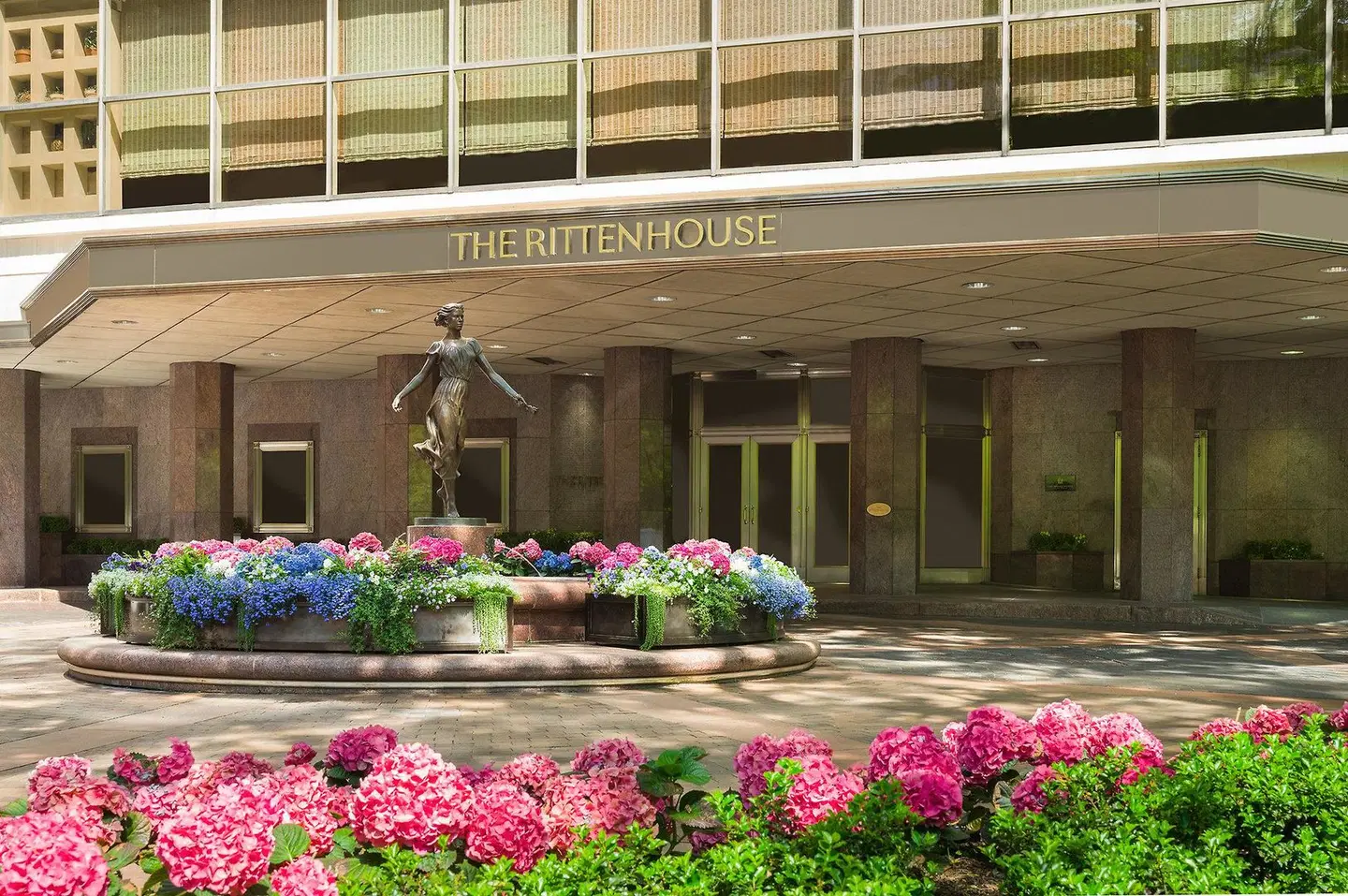 The Rittenhouse Hotel EXTERIOR