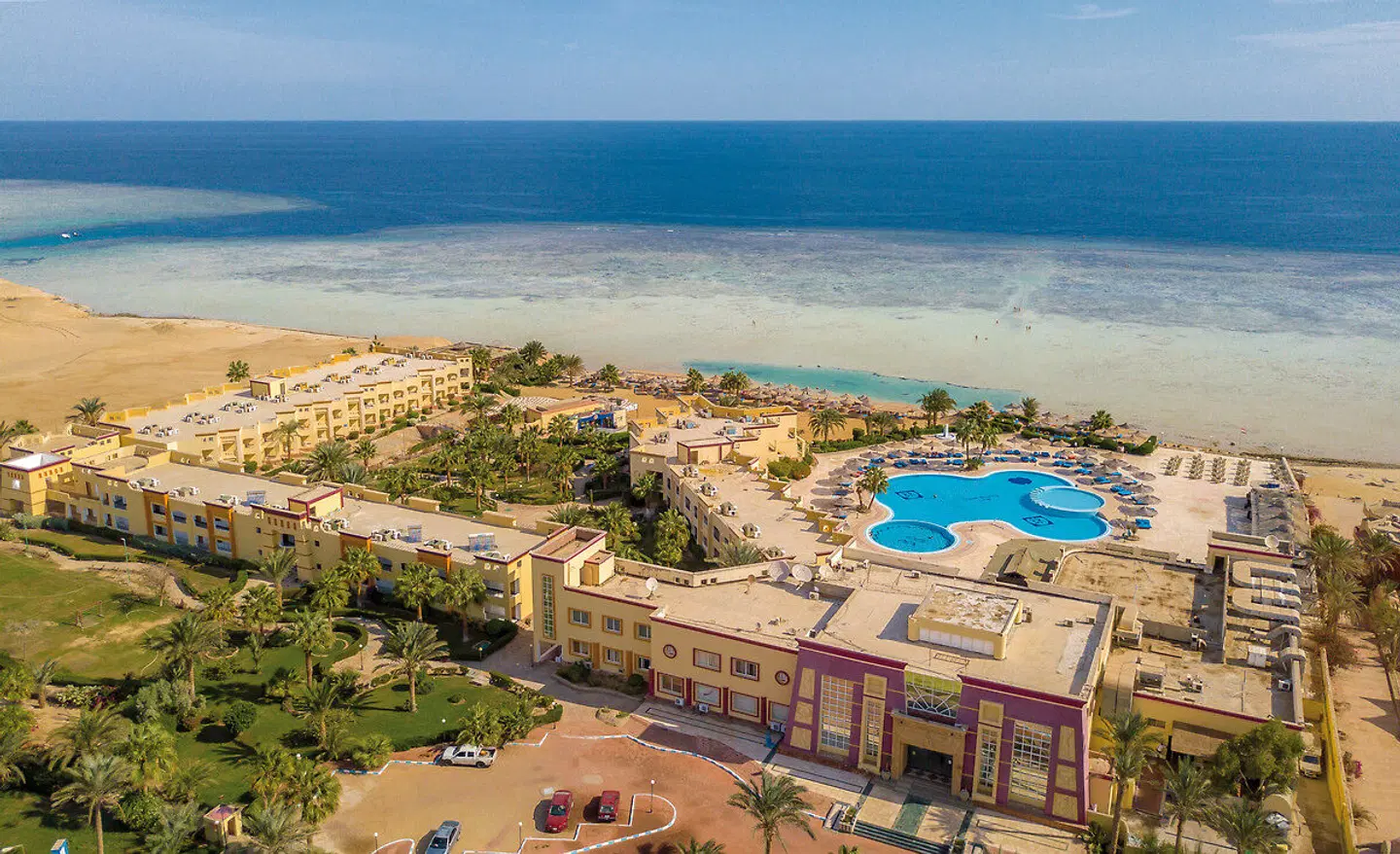 Blue Reef Resort BEACH