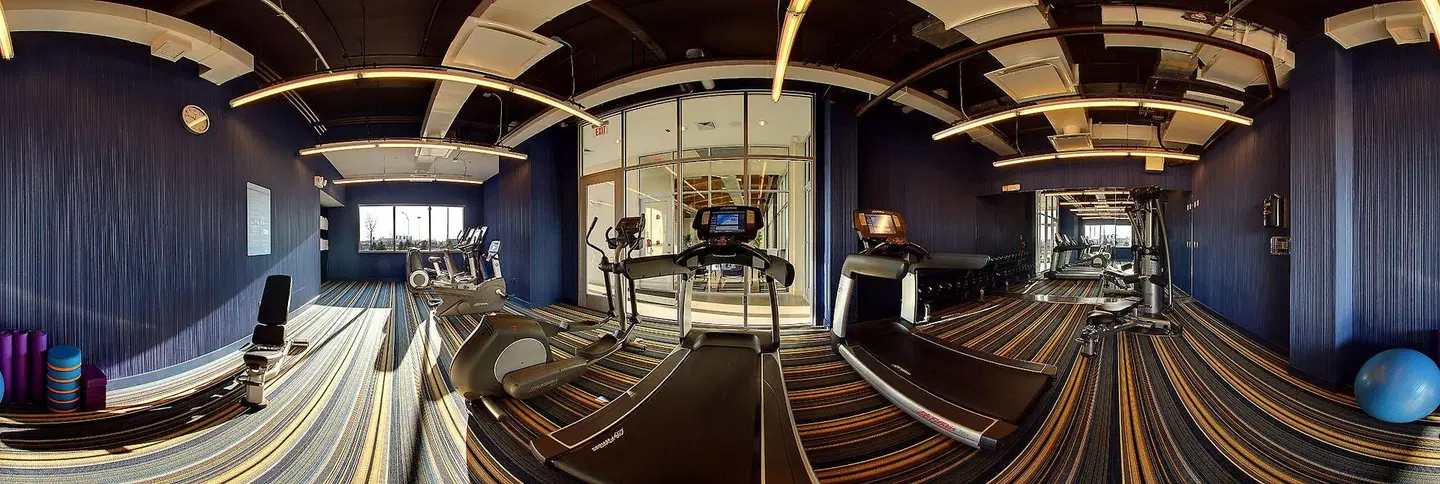 Aloft Philadelphia Airport Bar