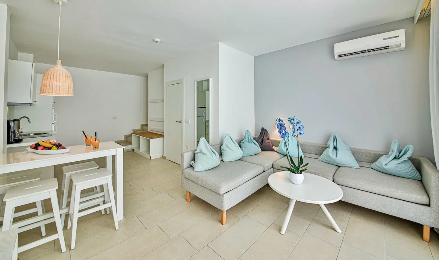 White Lagoon LOUNGE_LOBBY