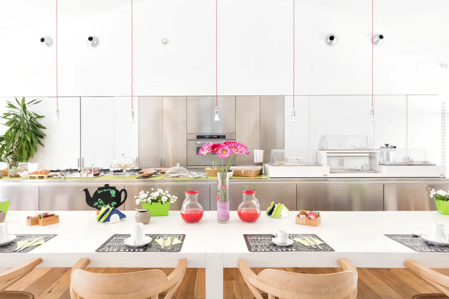 iRooms Forum & Colosseum Restaurant