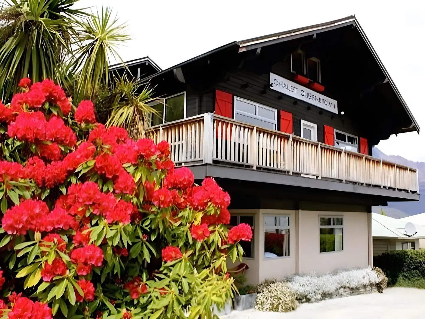 Chalet Queenstown EXTERIOR