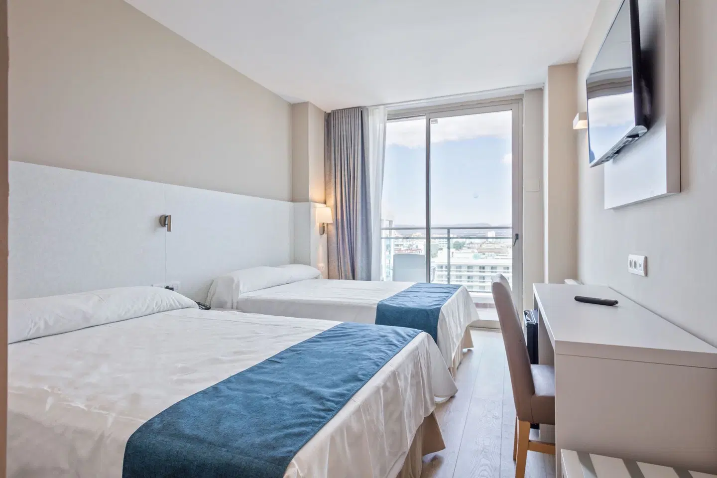 Best Mediterráneo ROOM_EXAMPLE