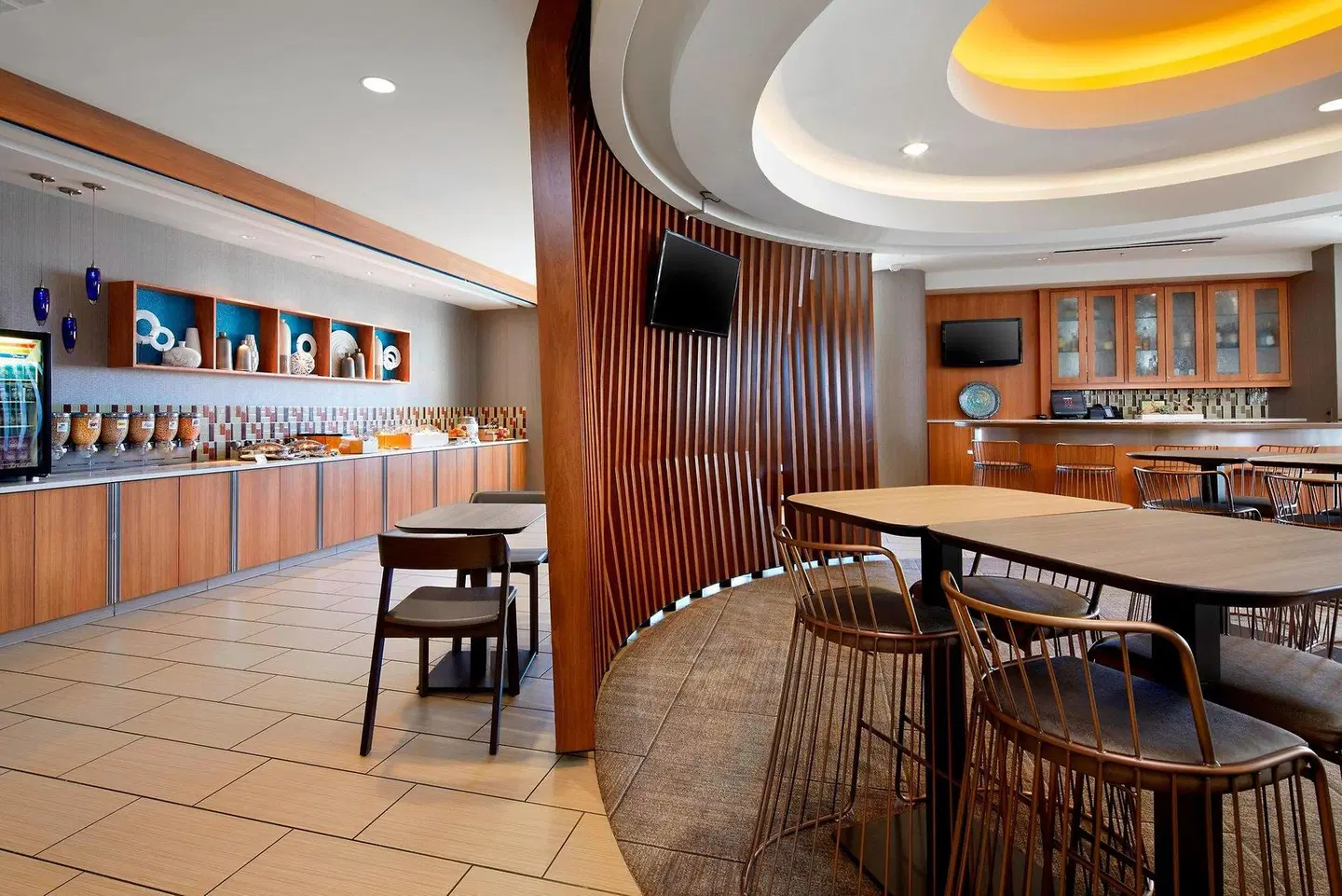 SpringHill Suites by Marriott Pittsburgh Bakery Square Bar