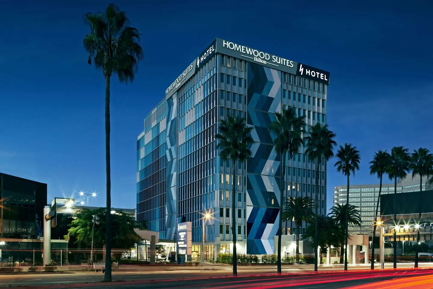 H Hotel Los Angeles, Curio Collection by Hilton EXTERIOR