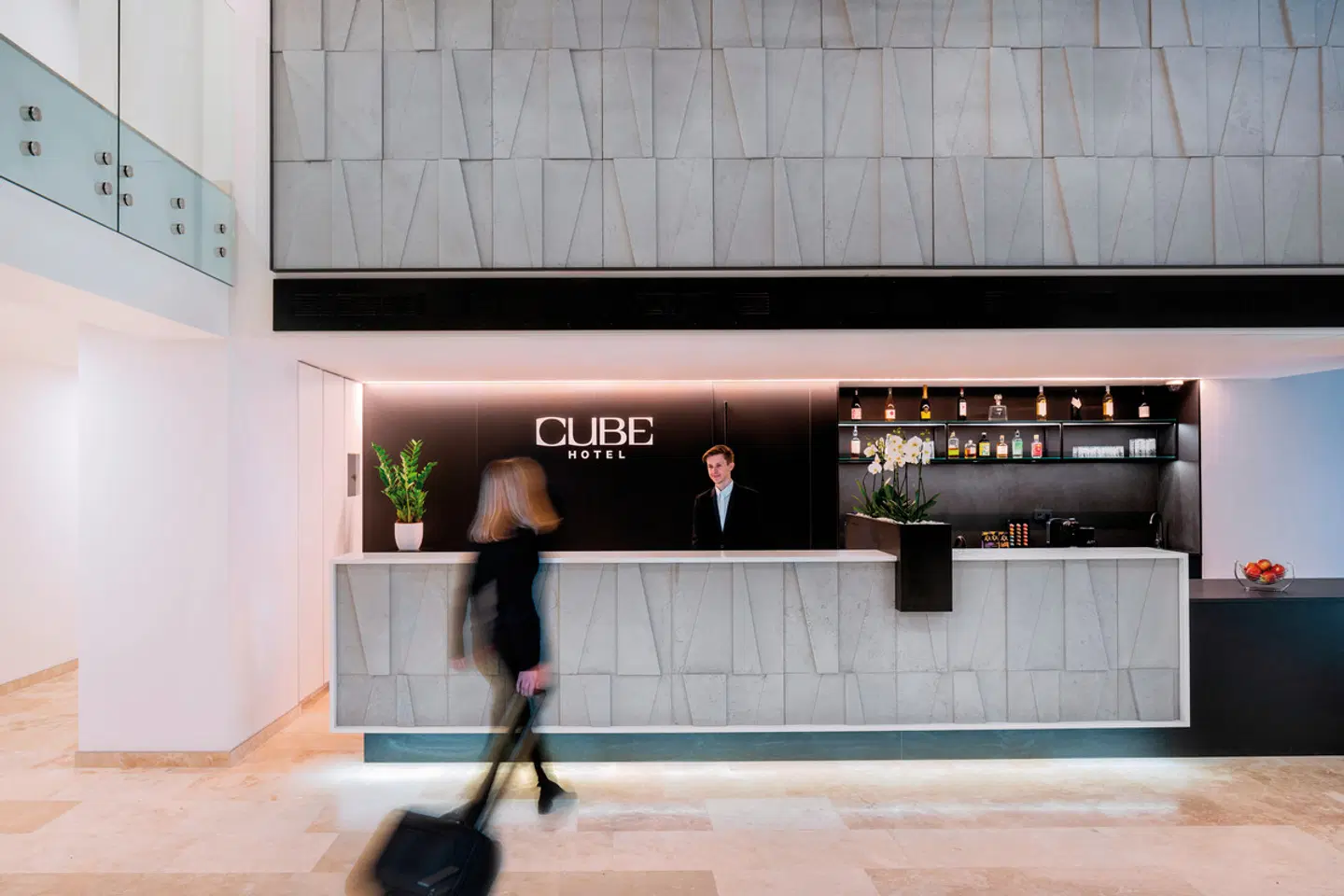CUBE Hotel LOUNGE_LOBBY