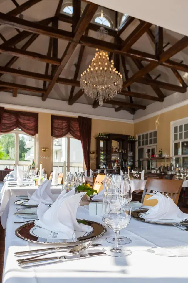 Vier Jahreszeiten Kühlungsborn - Hotel Restaurant