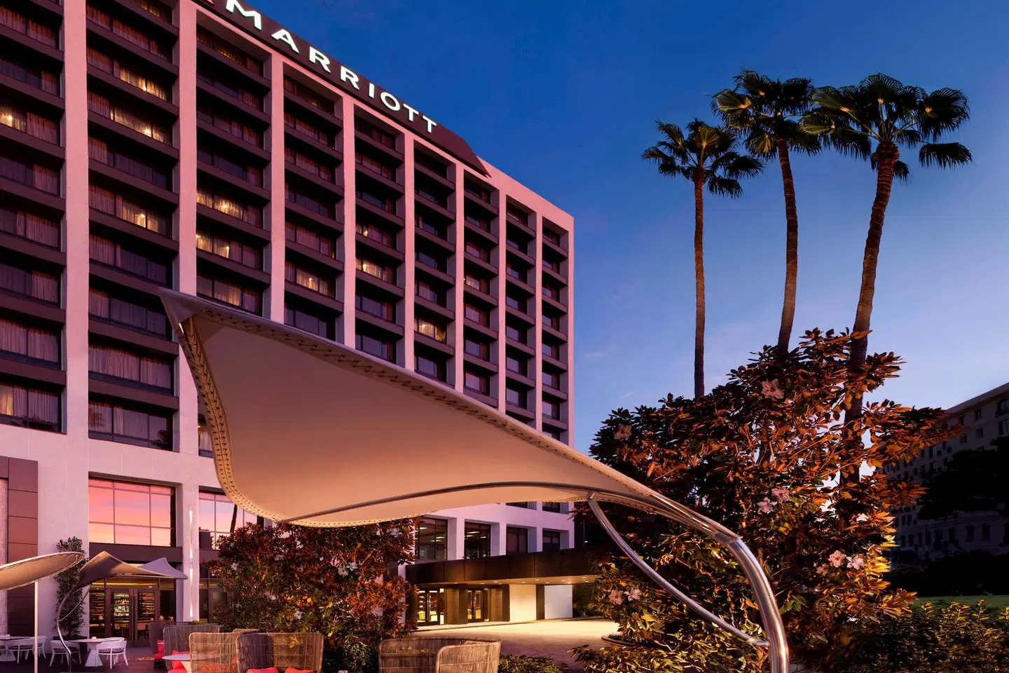 Beverly Hills Marriott EXTERIOR