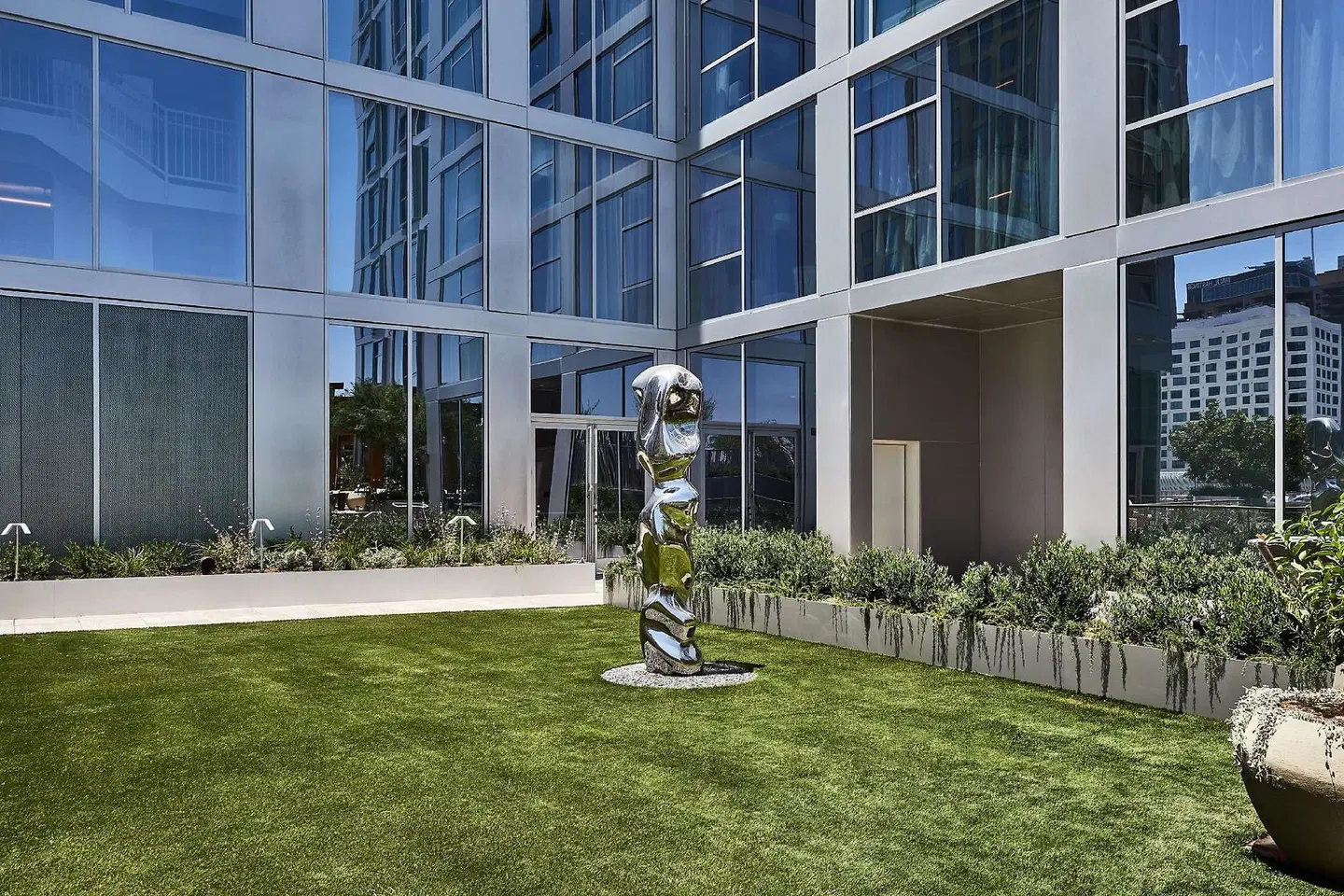 Conrad Los Angeles Garten