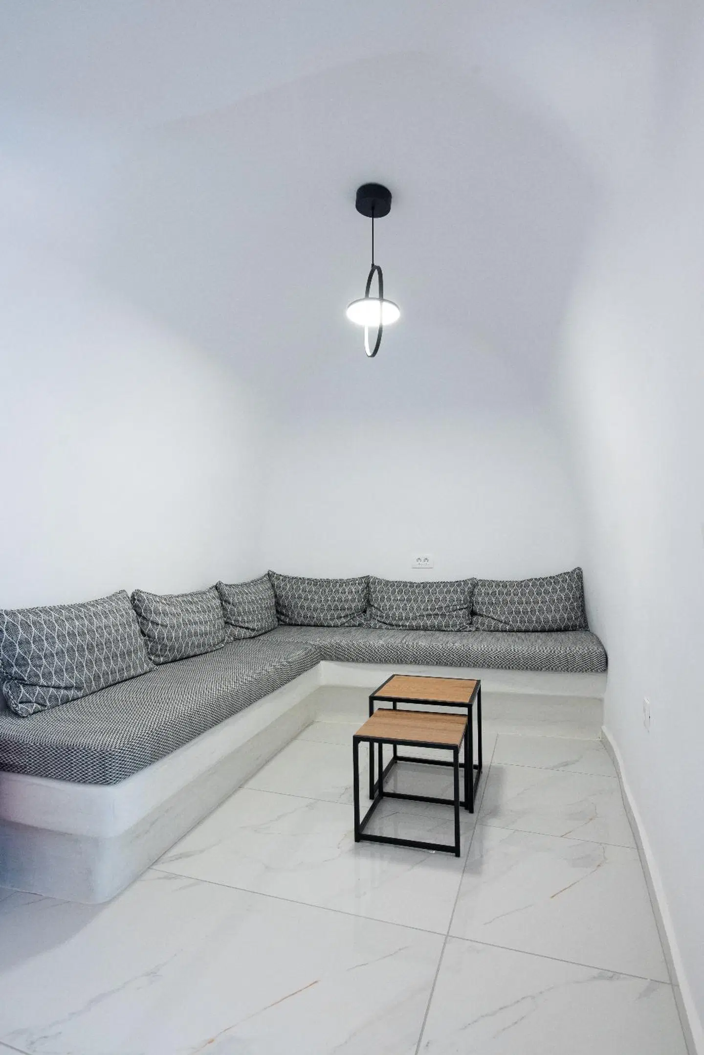 Caldera Cliff Illusion Suites ROOM_EXAMPLE