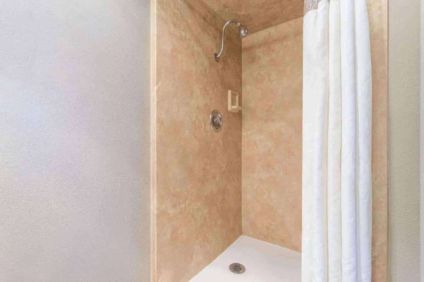 Travelodge by Wyndham Seattle University Badezimmer