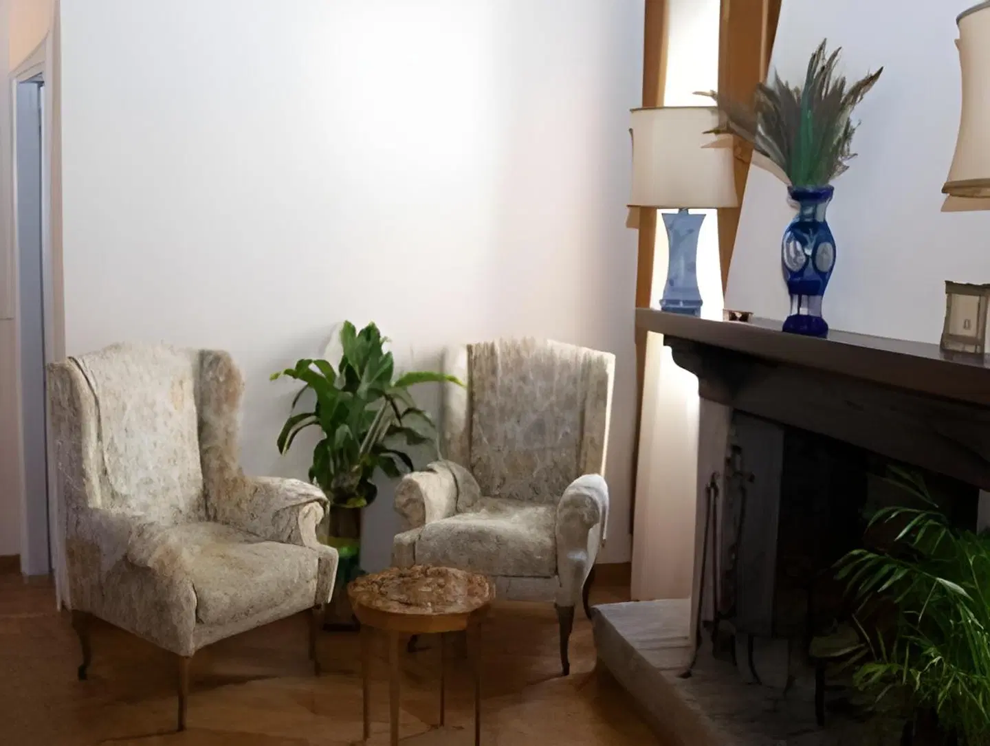 Pantheon Inn ROOM_EXAMPLE