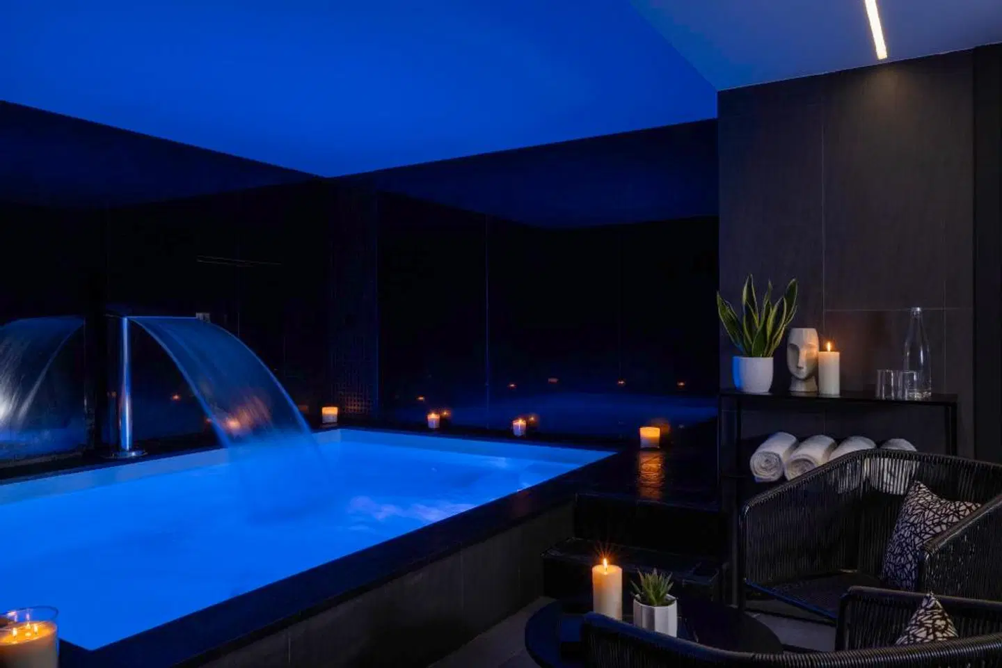 Félicien by Elegancia OUTDOOR_POOL