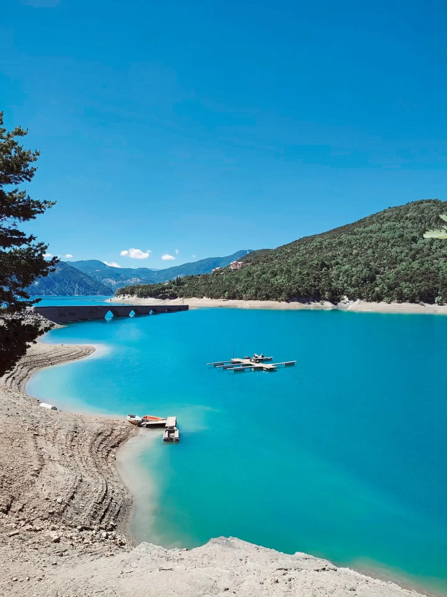 Domaine de l'Ecrin du Lac Strand