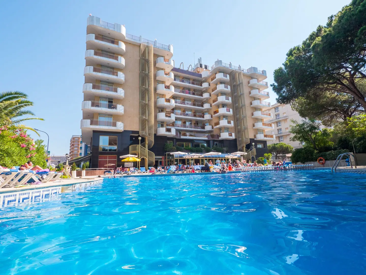 Blaumar Blanes OUTDOOR_POOL