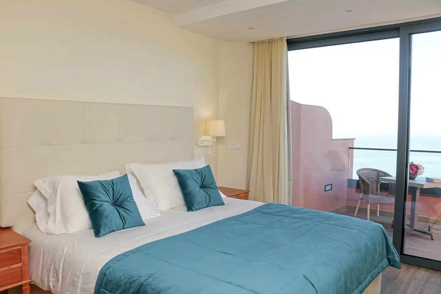 Ocean Gardens ROOM_EXAMPLE