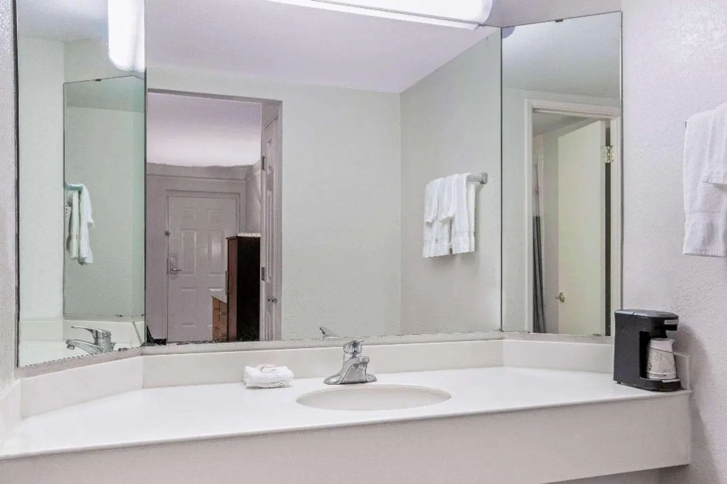 La Quinta Inn Fresno Yosemite Badezimmer