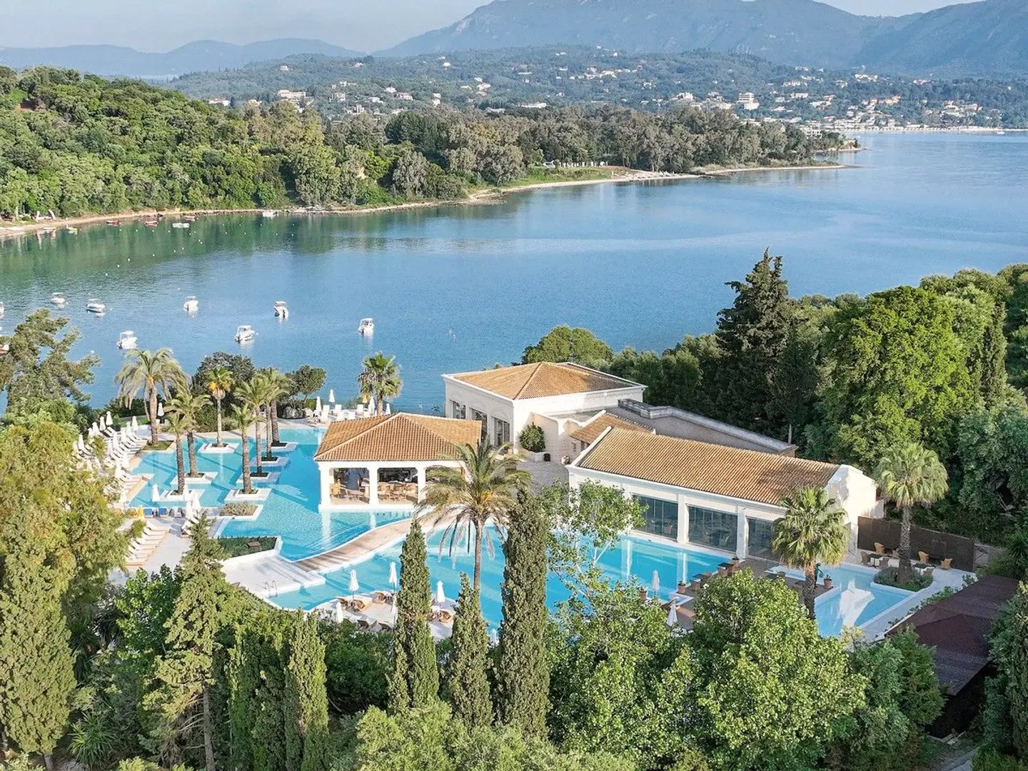 Grecotel Eva Palace EXTERIOR