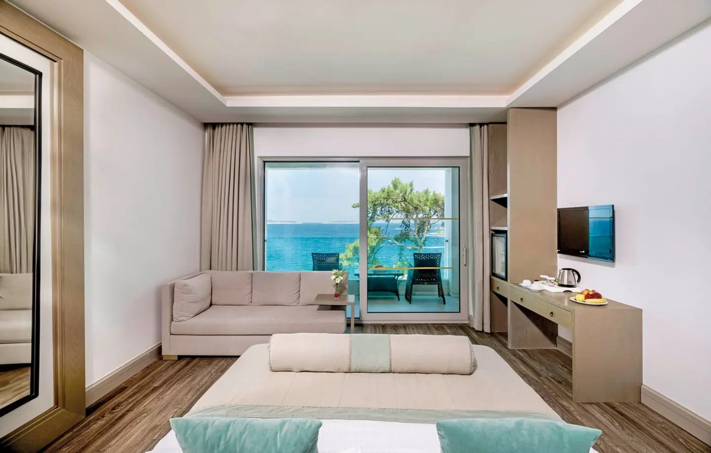 Blue Dreams Resort & Spa ROOM_EXAMPLE