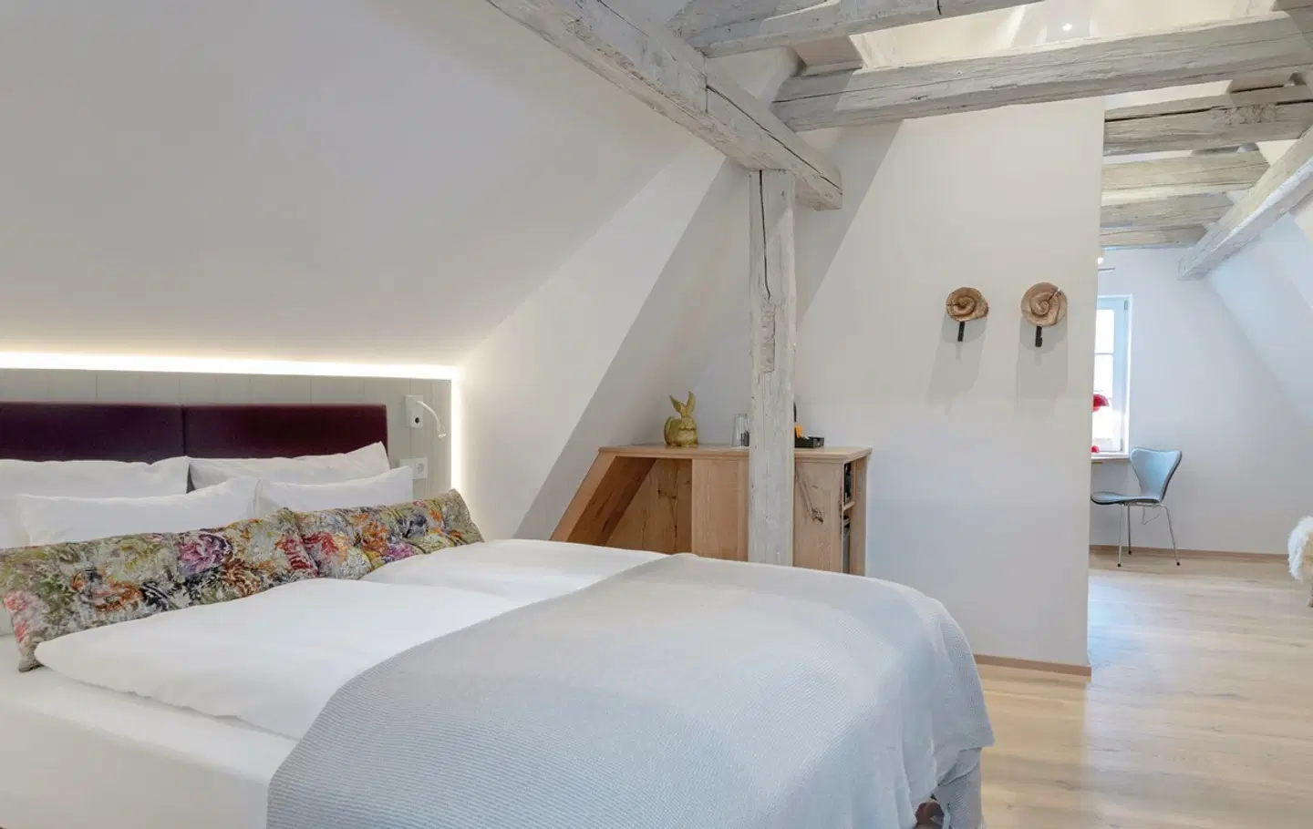 Hezelhof Hotel ROOM_EXAMPLE