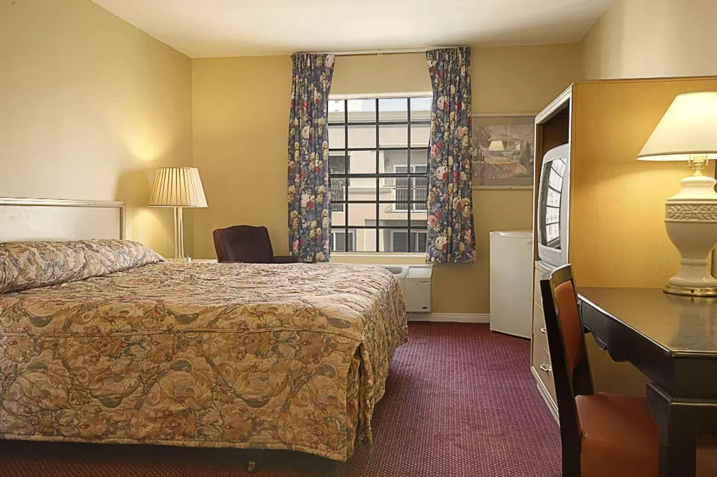 Ramada Wilshire ROOM_EXAMPLE