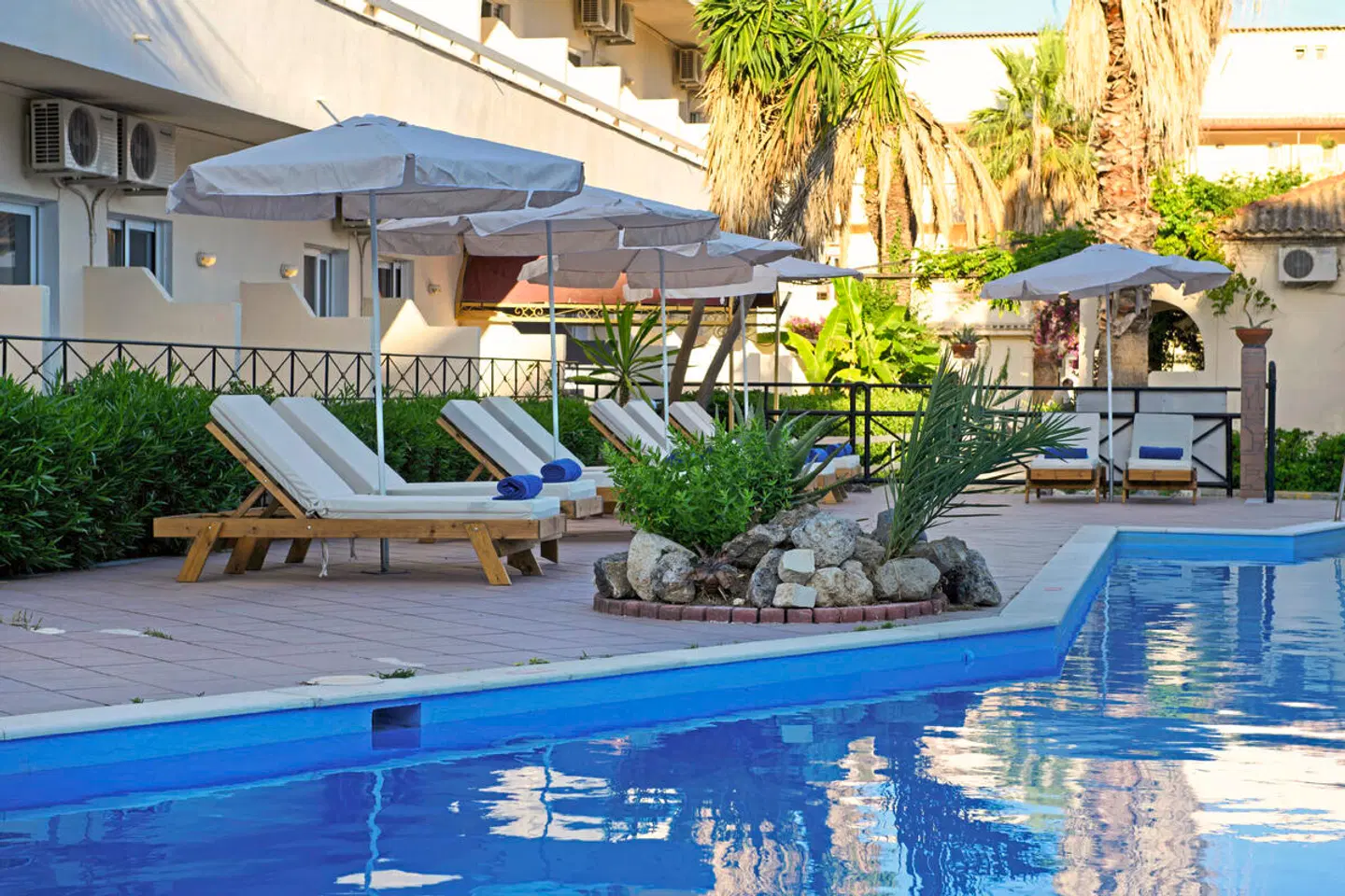 Ipsos Di Mare Hotel OUTDOOR_POOL