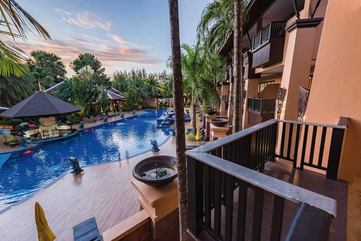 Princess Kamala Beachfront Hotel OUTDOOR_POOL