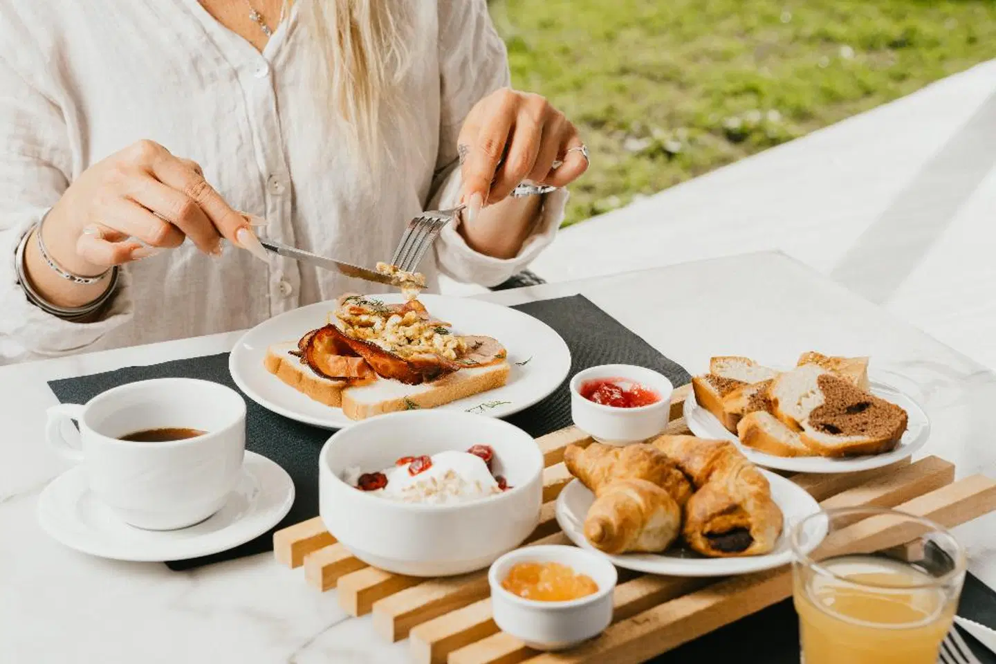 Mr & Mrs White Corfu Restaurant