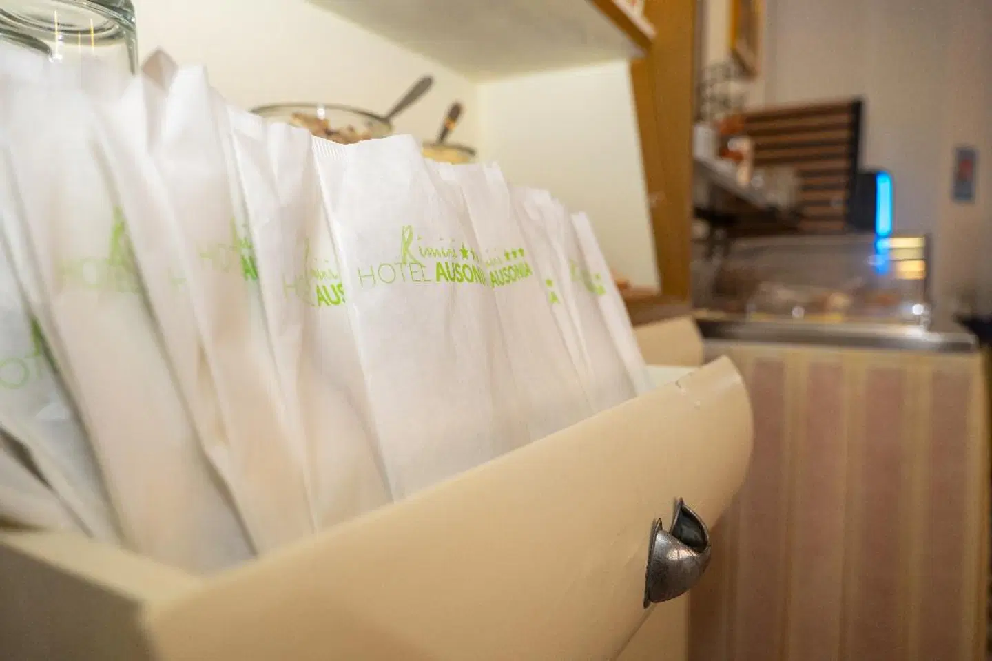 Ausonia ROOM_EXAMPLE