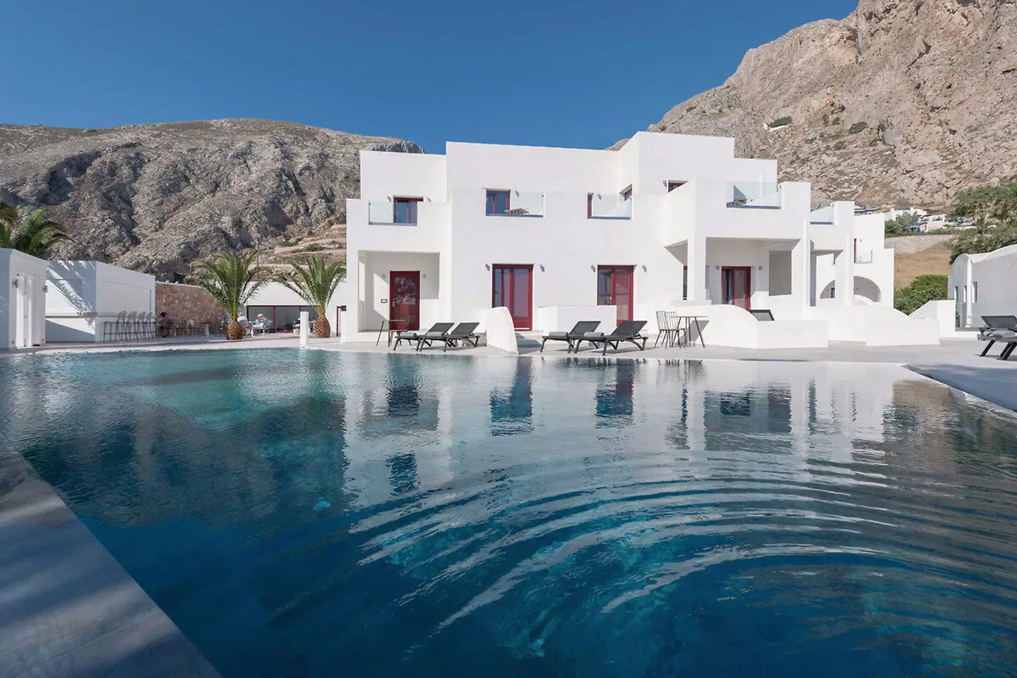 MAR n MAR Crown Hotel and Suites OUTDOOR_POOL